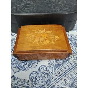 Vintage Reuge Music Box marquetry inlaid wood Swiss movement Song: Feelings